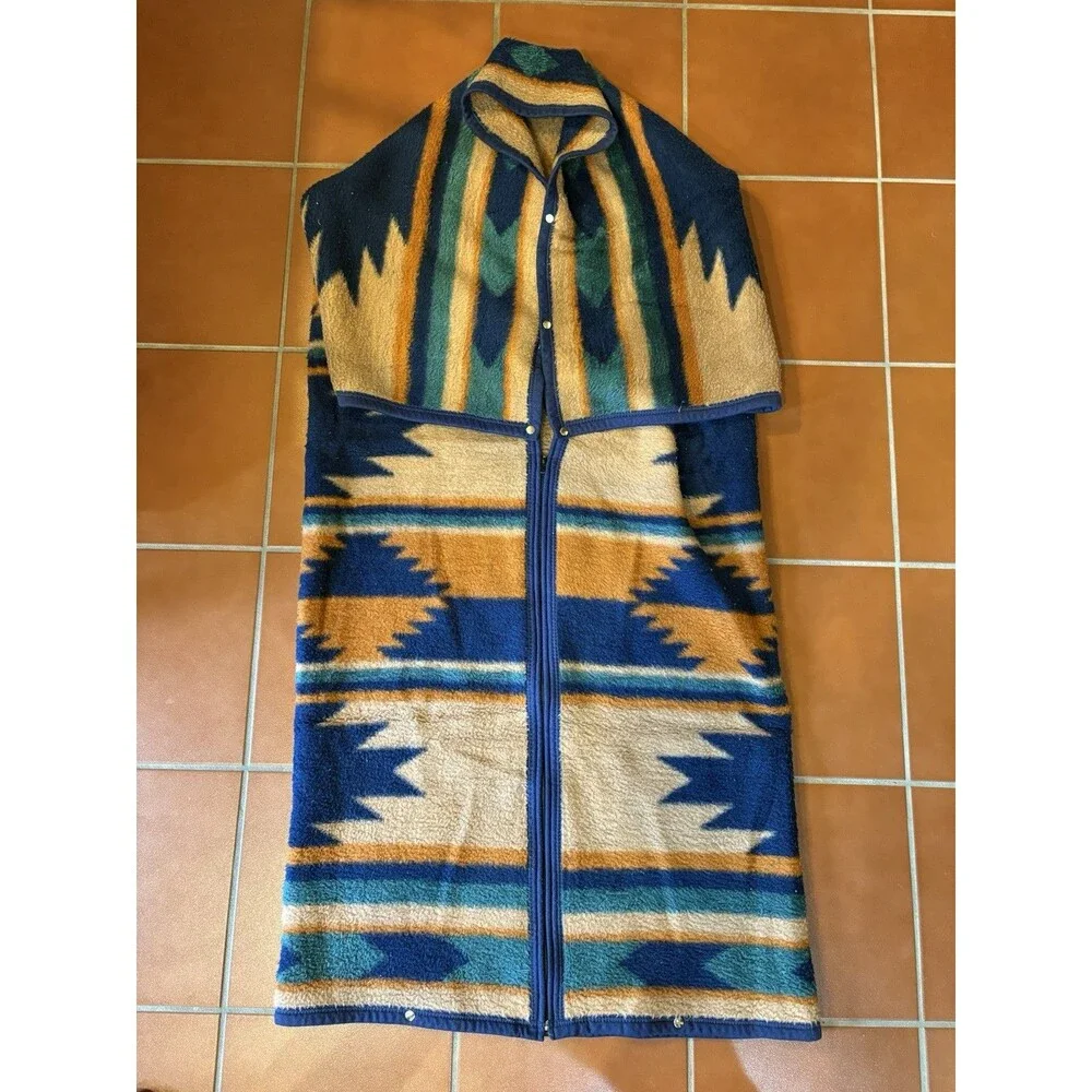 VTG BIEDERLACK Aztec Cuddle Wrap Blanket Zip Snap 62